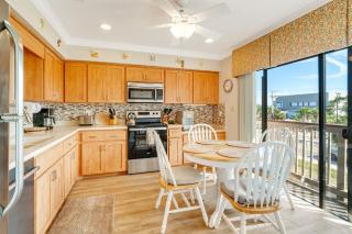 Upgraded Lake House Condo Across Siesta Key Beach - Sarasota - 3