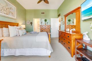 Upgraded Lake House Condo Across Siesta Key Beach - Sarasota - 3