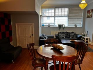 Keysan House - London - 3