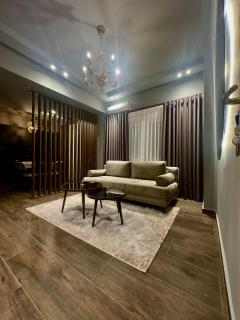 INDIVIDUALliving 4 Excellent central location! ! ! - 0