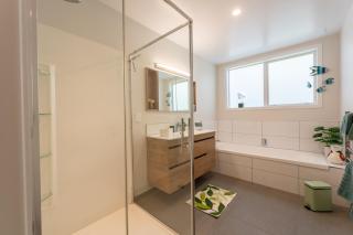 Palm Springs Pearl - 7 minutes walk to the beach - Papamoa - 7