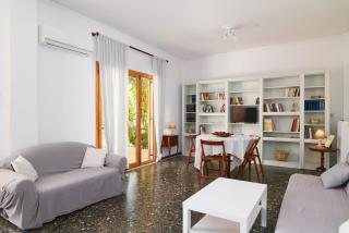 Elegant family apartment with marvelous garden - Athens - 9