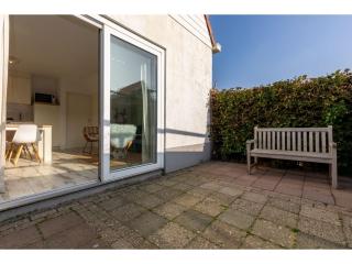 Holiday home with sun terrace facing south-pet-friendly - Westkapelle - 1