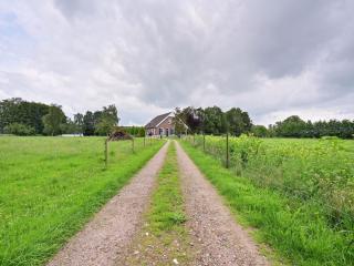Farmhouse in De Heurne near the forest - De Heurne - 1