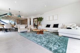 Casa Sol Luxury Rooftop Penthouse Gym Spa Pools - 4