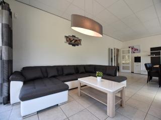 Luxury house in South Limburg near forest - Walem - 3