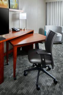 Courtyard by Marriott San Antonio Six Flags at The RIM - 2