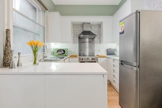 Stunning Central 2BR Flat btw Soho & Covent Garden - 2