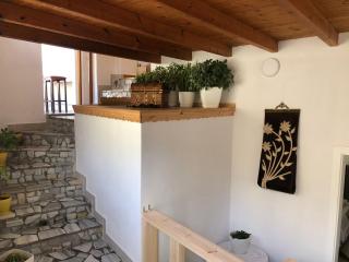 Geni Guest House - Gjirokastër - 4