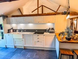Historic Luxury 18th C Listed Barn Apartment - Maresfield - 5