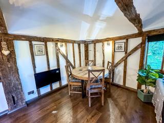 Historic Luxury 18th C Listed Barn Apartment - Maresfield - 6