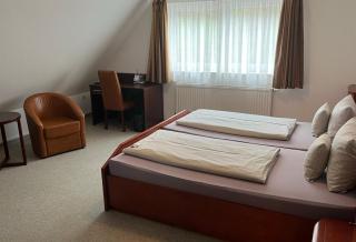 Akzent Hotel Goldener Ochsen - Cröffelbach - 8