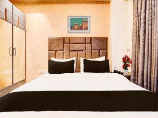 Super Townhouse Pitampura West Enclave - Neu-Delhi - 6