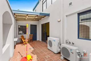 Amazing Location with Ocean View - 5