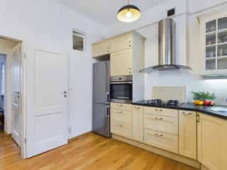 Cozy Studio in Krakowskie Przedmieście near Old Town by Noclegi Renters - 5