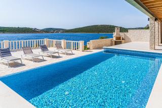 Beachfront Villa, 28 sqm Heated Infinity Pool, Open Sea Sunset Views - Villa Sunset - Sevid - 7