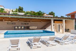 Beachfront Villa, 28 sqm Heated Infinity Pool, Open Sea Sunset Views - Villa Sunset - Sevid - 8