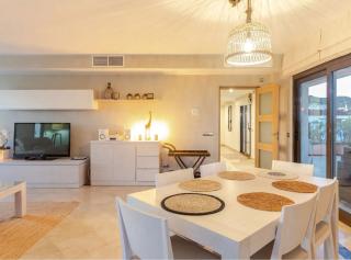 Sky-High Luxury Panoramic Sea Views & Expansive Terraces in this La Duquesa Penthouse - Manilva - 1