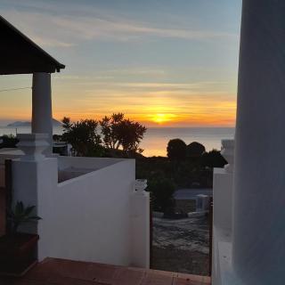 Casa Il Bergamotto - terrazza con vista tramonto - Pollara - 9