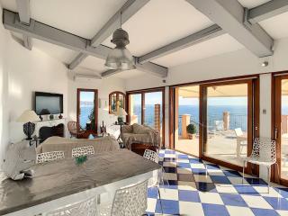 Sur les hauteurs de Théoule villa avec une magnifique vue mer - Théoule-sur-Mer - 2