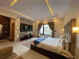 Royal Luxus - Nathia Gali - 1