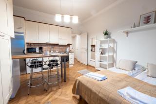 2ndhomes Compact Top Floor Studio in Erottaja - 8