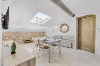 2 Bed - Ascenseur - 2 min du Palais - Climatisé - Cannes - 2