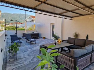 T&A apartments with jacuzzi and barbecue - 9