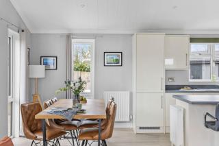 Clover Lodge, 32 Roadford Lake Lodges, Lifton - Lifton - 3