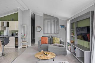 Clover Lodge, 32 Roadford Lake Lodges, Lifton - 7