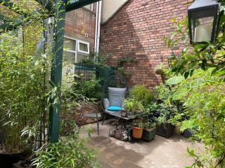 Pipe Lane - Charming 3 Bedroom House - Bristol - 3