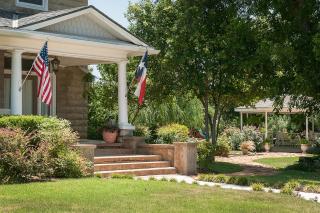 Sandstone Street Bed and Breakfast - Llano - 1