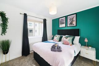 Ideal 3 bed House in Wolverhampton - Parking - Wolverhampton - 9