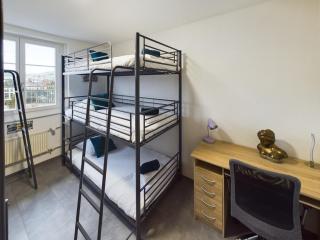 The5Continents III - Youth Hostel by Stay Swiss - 7