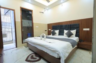 Shri Bankey Bihari Home Stay - Vrindāvan - 7