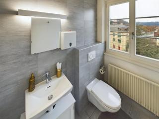 The5Continents III - Youth Hostel by Stay Swiss - 1