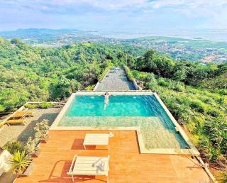 3BR CABIN with a stunning view of Laguna Lake Metro Sky - Binangonan - 3