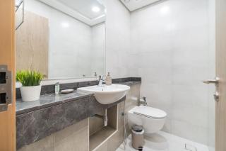 StayShort - Trendy 1-Bedroom Apartment for 4 in Business Bay - 1