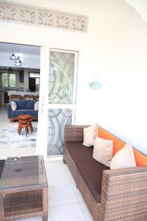 Buwate Hill view Luxury Suites - Kampala - 4