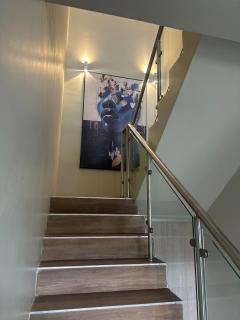 Luxurious home away from home - 8