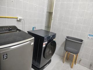 Infinite Idol Home - 1