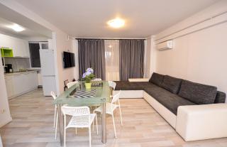 Pierre Cardin Deluxe Apartment With Terrace by Magniflex - Bucharest - 9