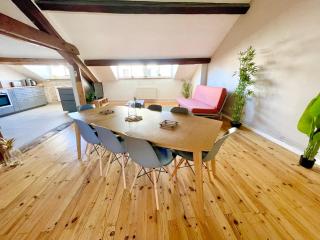BnGo I Le Spacieux I 9 personnes, Climatisation, Parking gratuit, 3 chambres, 6 lits, Gare PartDieu, Centre de Lyon - Lione - 4