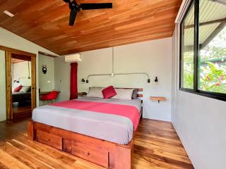 Industrial Studio with private Jacuzzi - 8