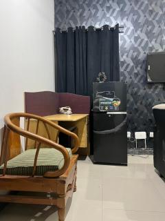 Central City Holiday 2BHK E11 family - Islamabad - 1