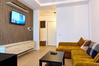 Panoramic Lake View Apartment - Mamaia - 3