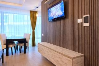 Panoramic Lake View Apartment - Mamaia - 9