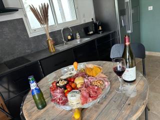 Charmant appartement indépendant avec Piscine - Marignane - 2