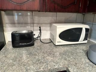 Cozy & bright private one-bed rm - 5