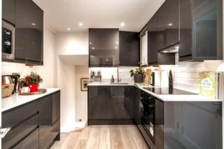 Earls Court and Chelsea 2BR Luxury Apartment Near Tube - 7